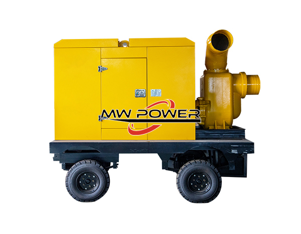 Camion pompe auto-amorçante mobile